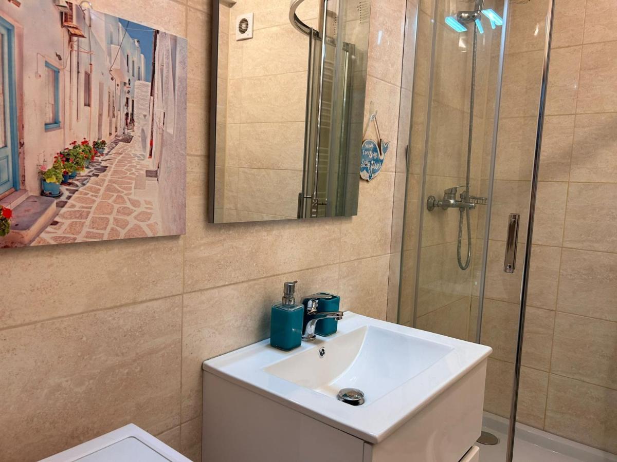 Apartament Carina Summerland مامايا المظهر الخارجي الصورة